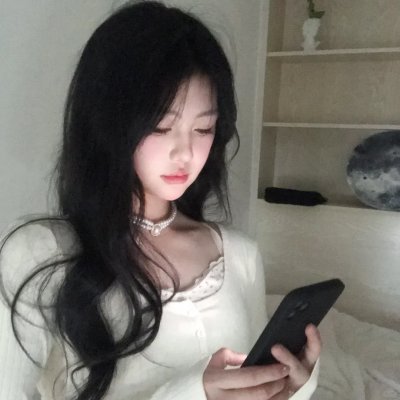 葛洛莉亚·贝尔